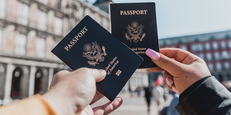 Conoce el verdadero significado del color de tu pasaporte
